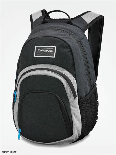 smallest dakine backpack.